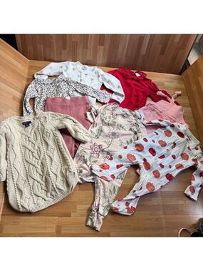 Baby girl bundle size 6-12 months